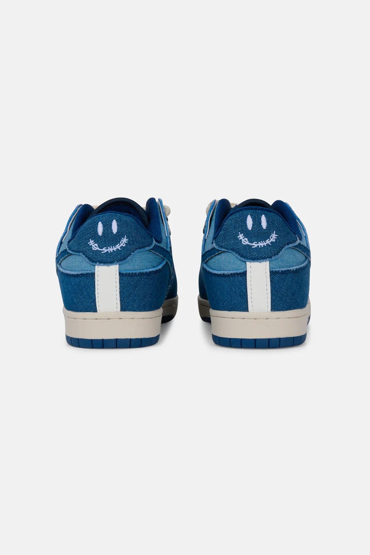 District V3 Bleu Jean - Image 4