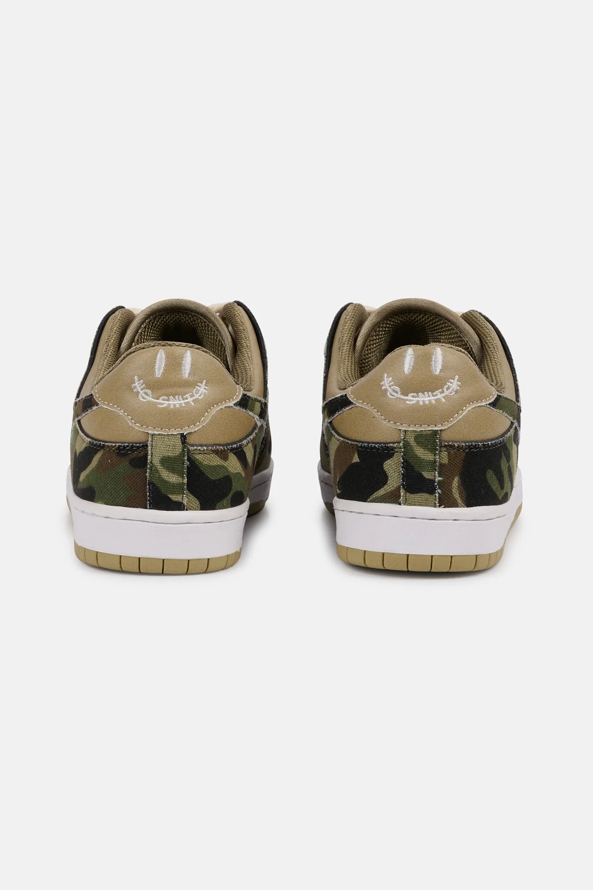 District V5 Camouflage - Image 4