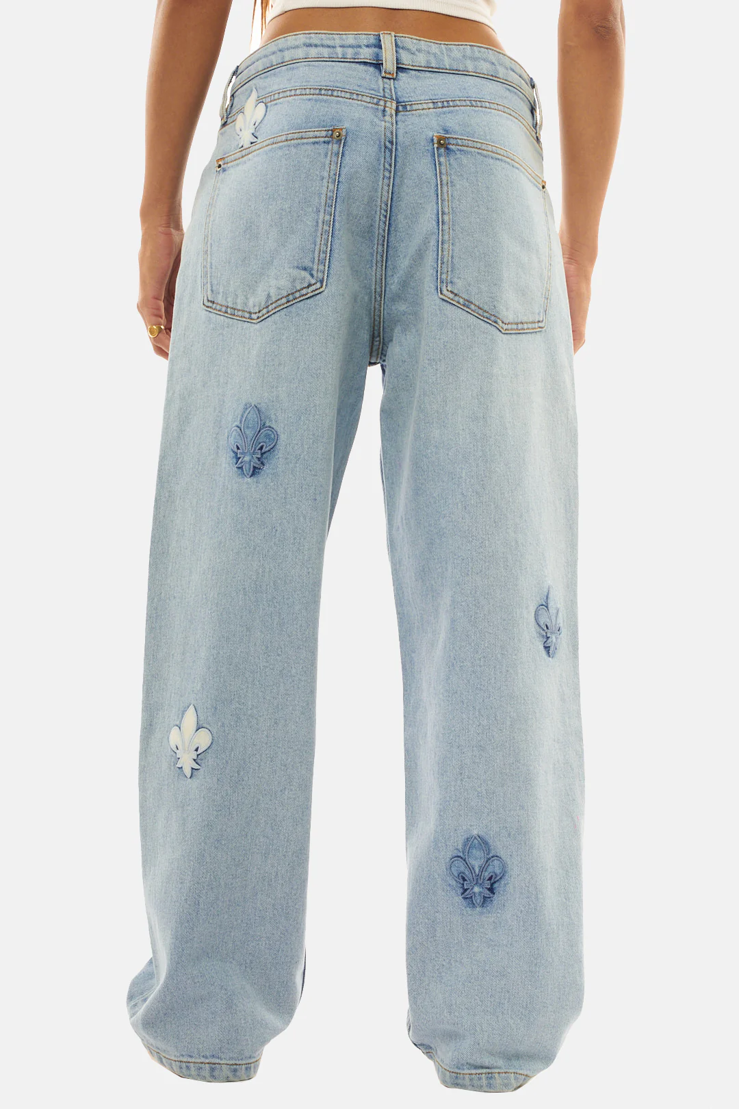 Pretty Bleu - Image 4