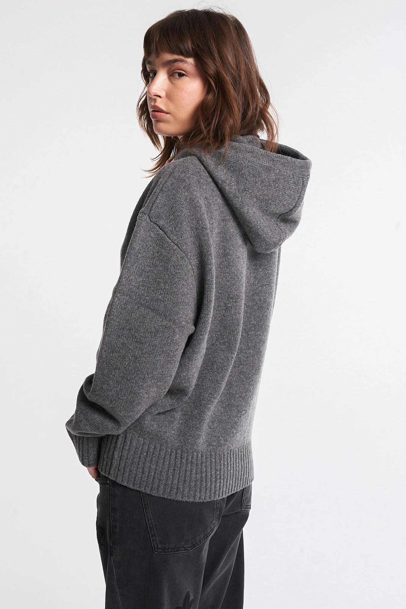 Sixtine Black Wash - Image 4