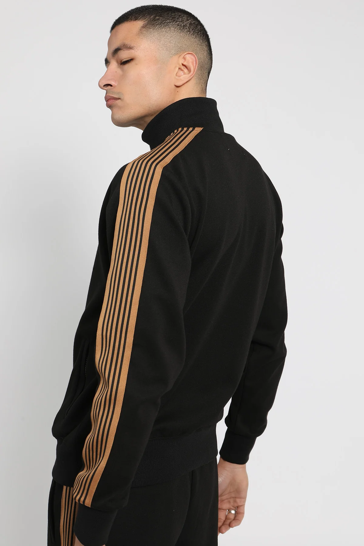 Montchavin blk - Image 5